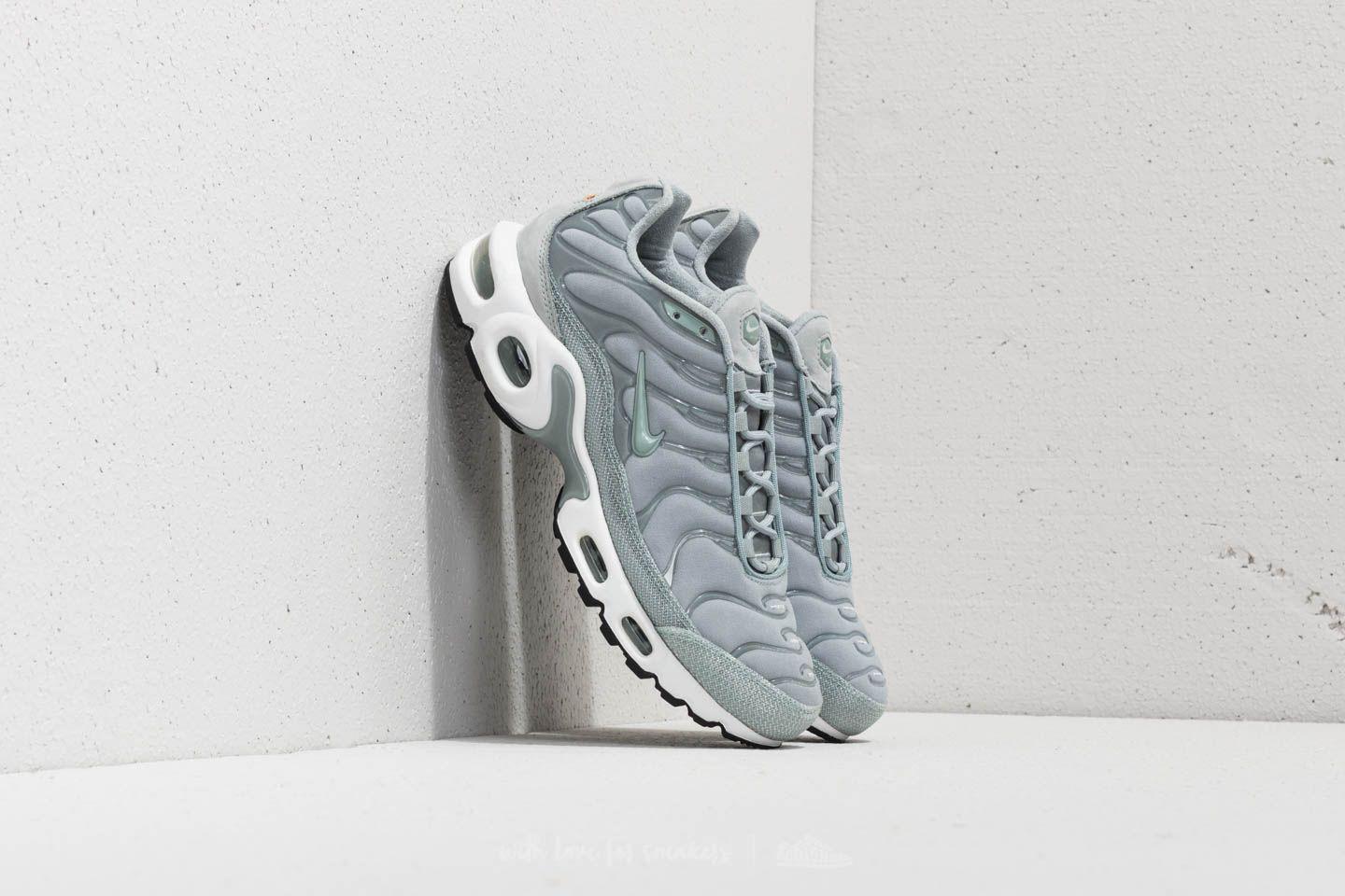 air max plus light aqua