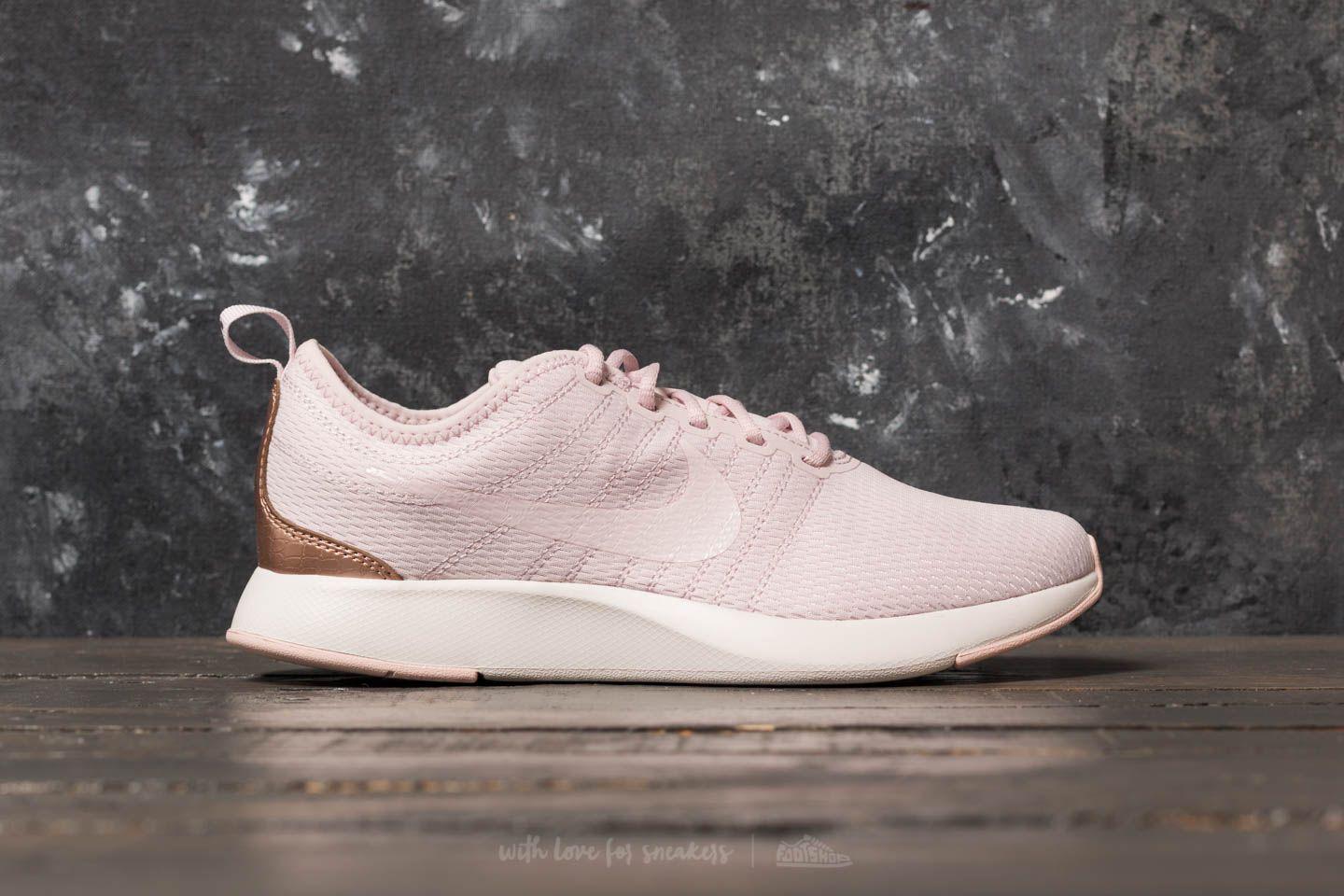 nike dualtone racer women's pink