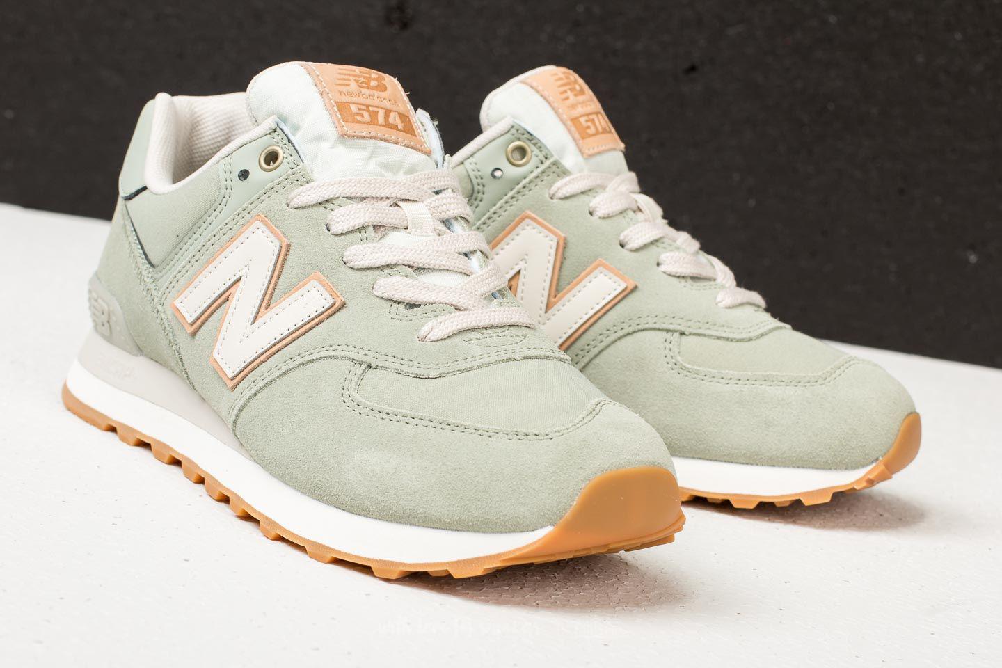 new balance 574 serpent luxe silver mint