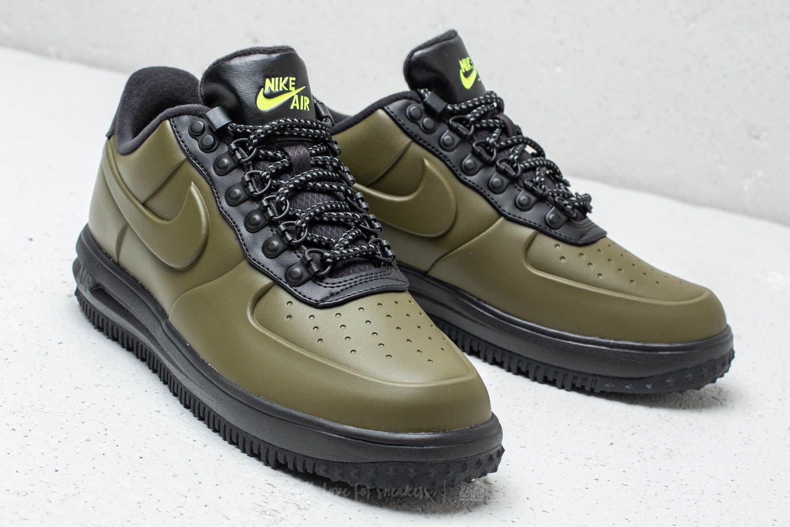 nike air force one duckboot low