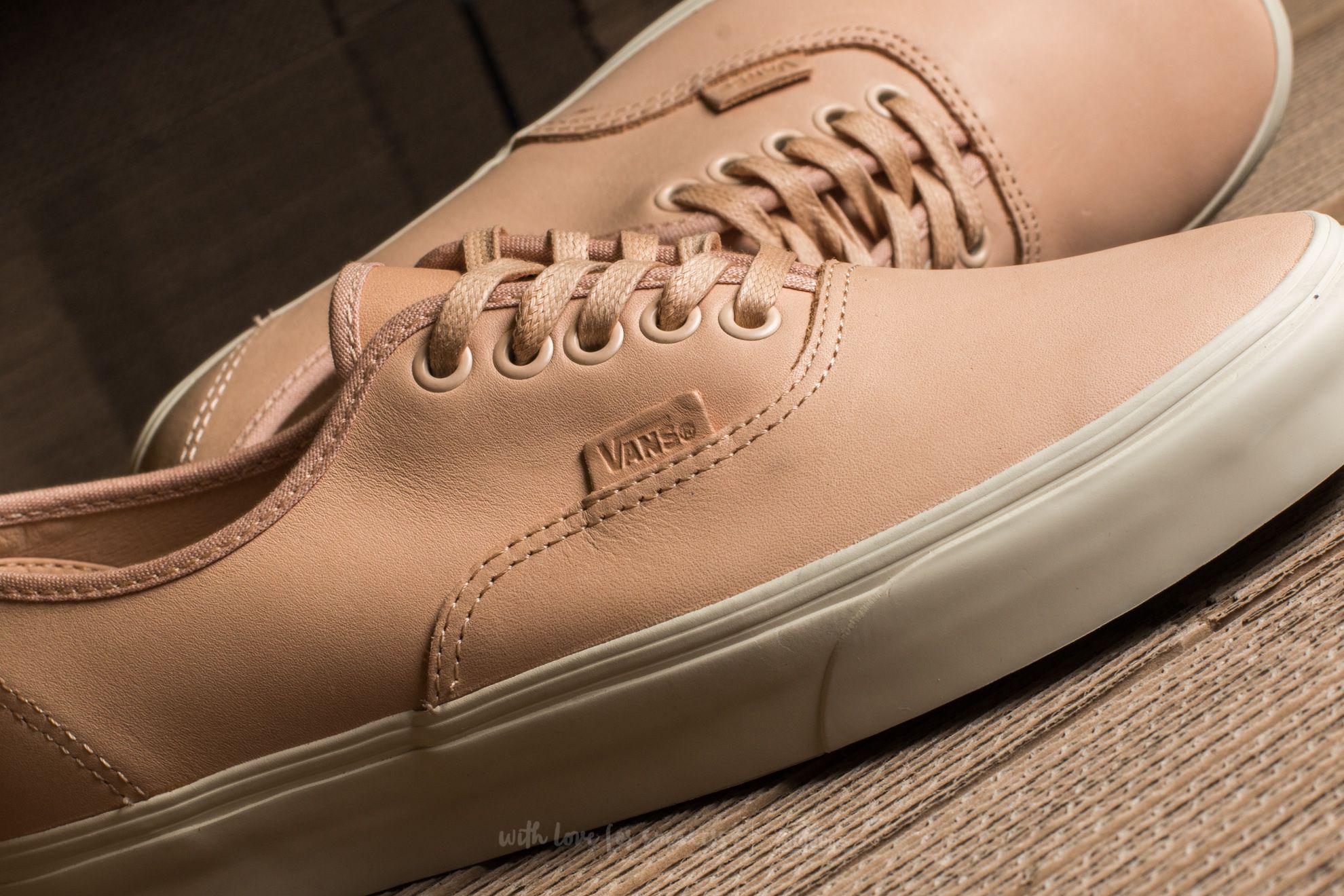 vans authentic tan