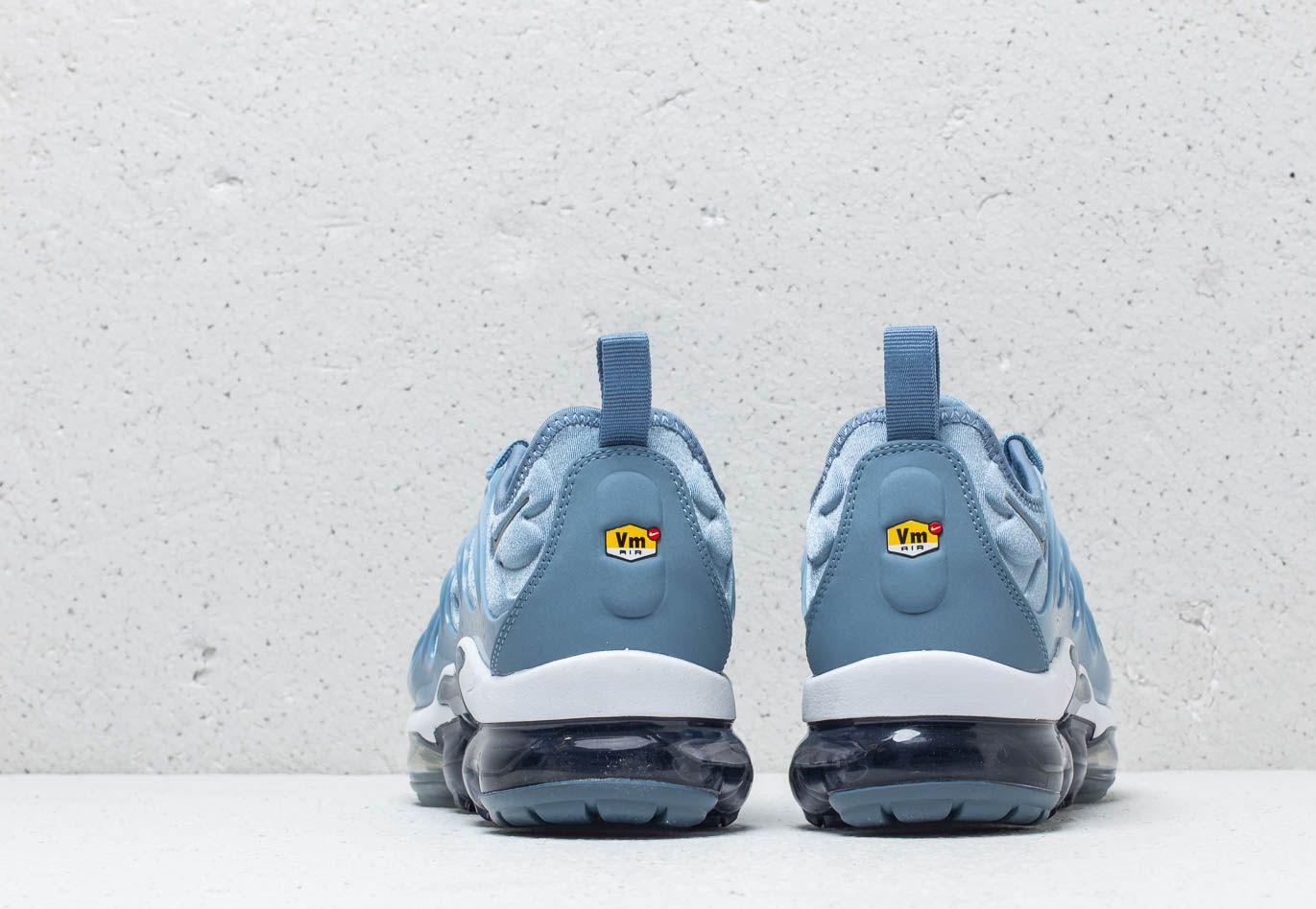 vapormax plus footshop