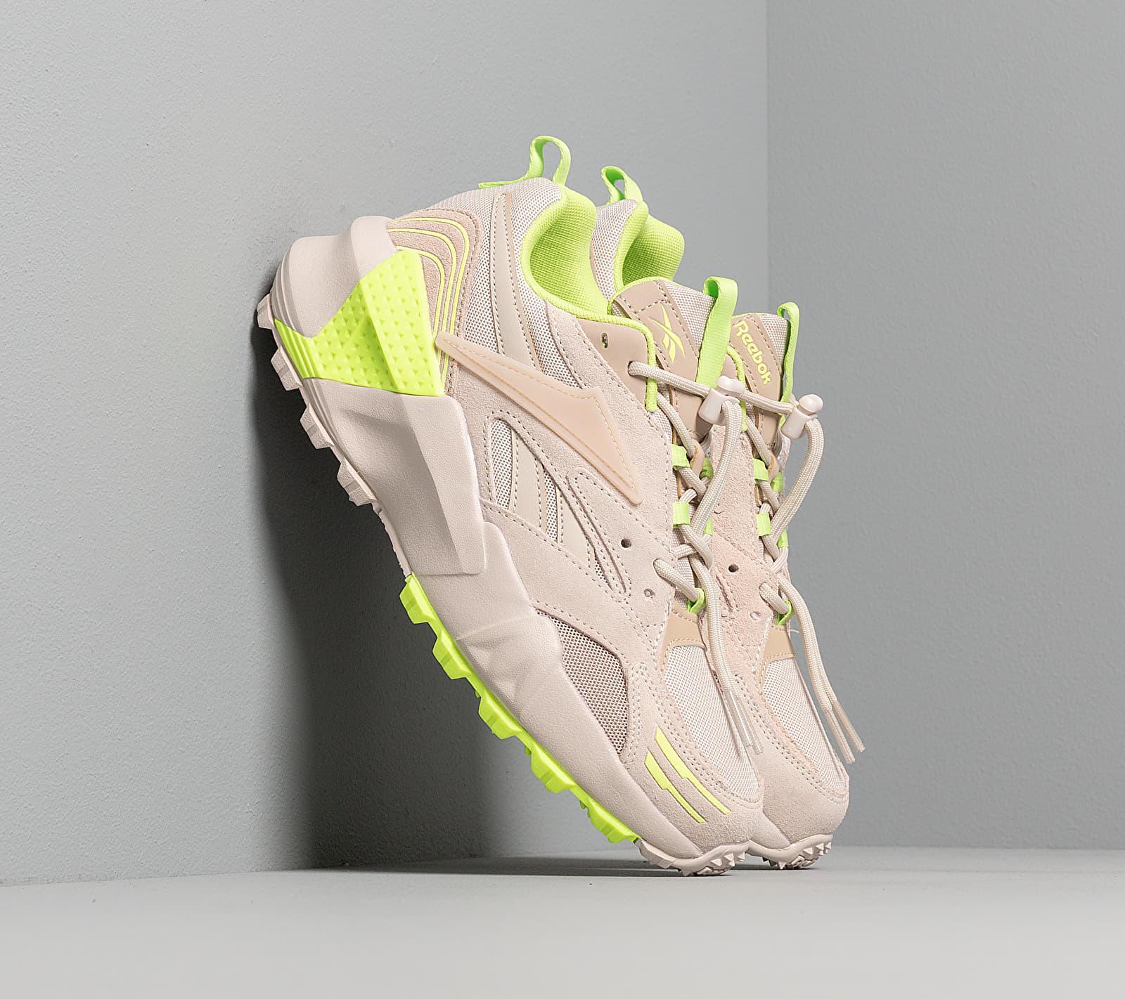 reebok aztrek beige