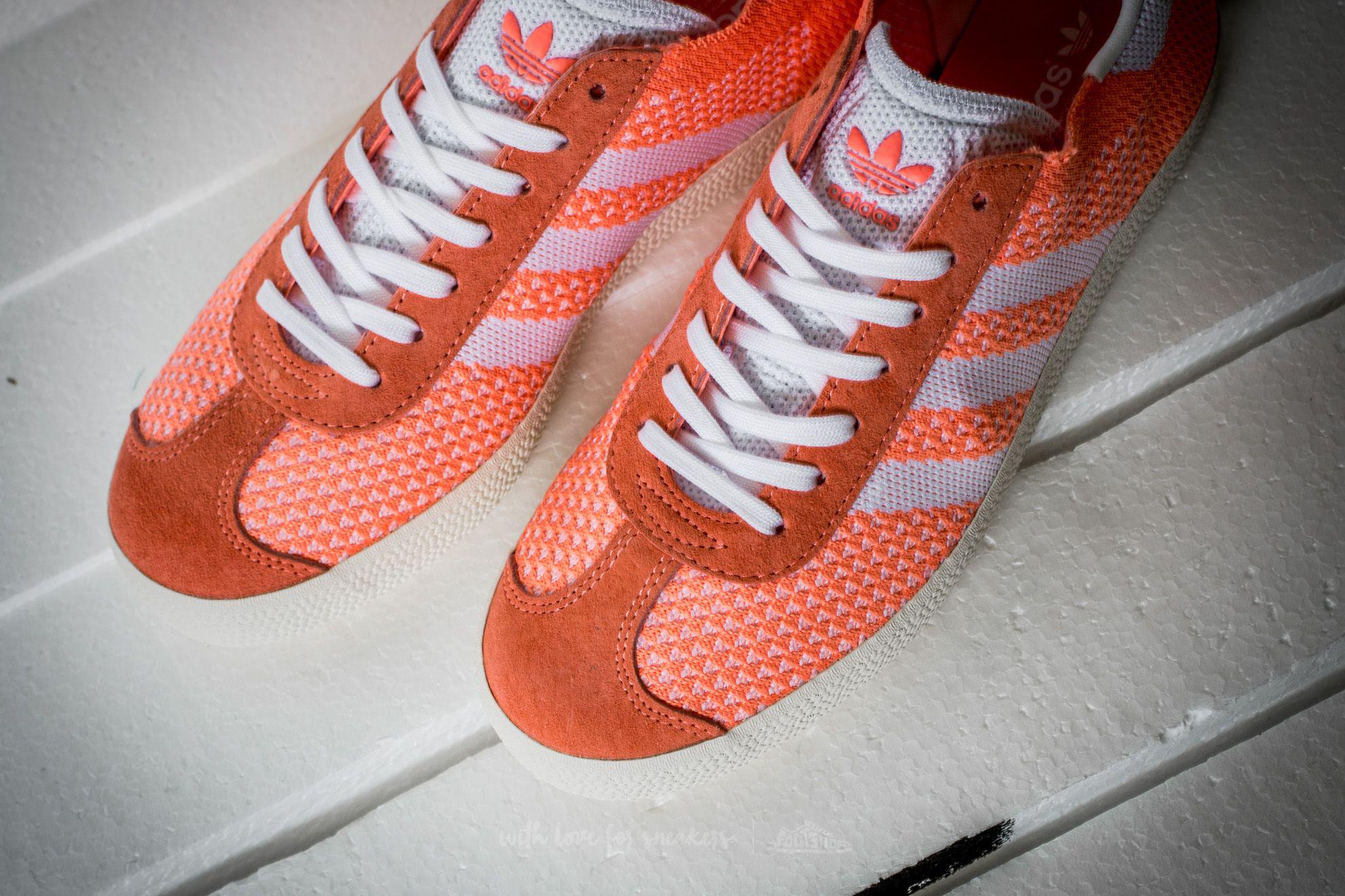 adidas gazelle primeknit red