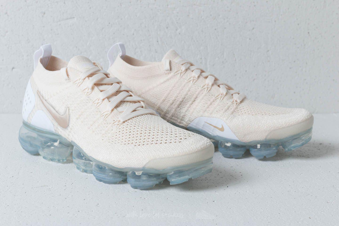 nike vapormax cream and gold