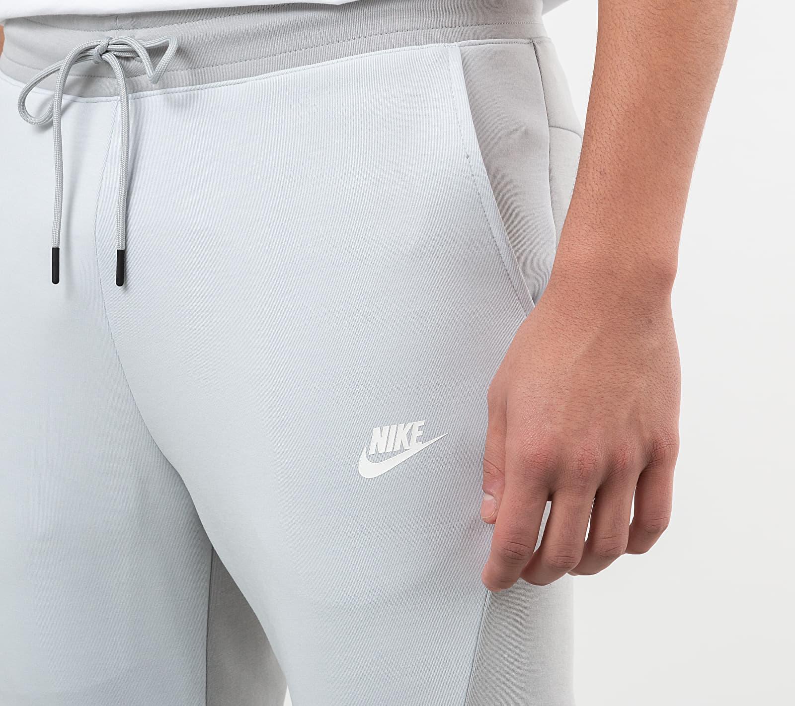 Nike Sportswear Tech Fleece Jogger Pants Light Smoke Grey/ Pure ...