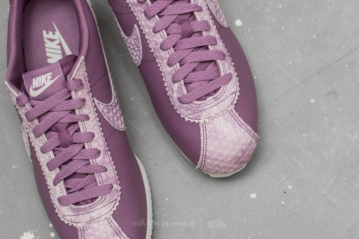 nike classic cortez violet