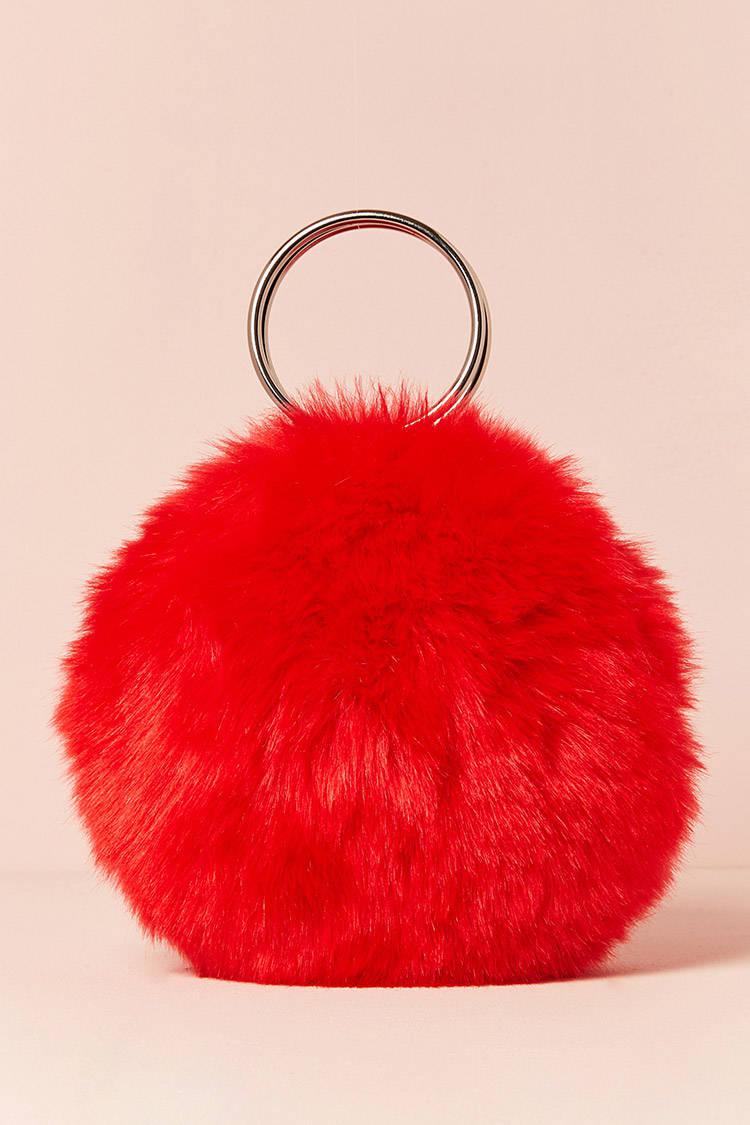 red fur clutch
