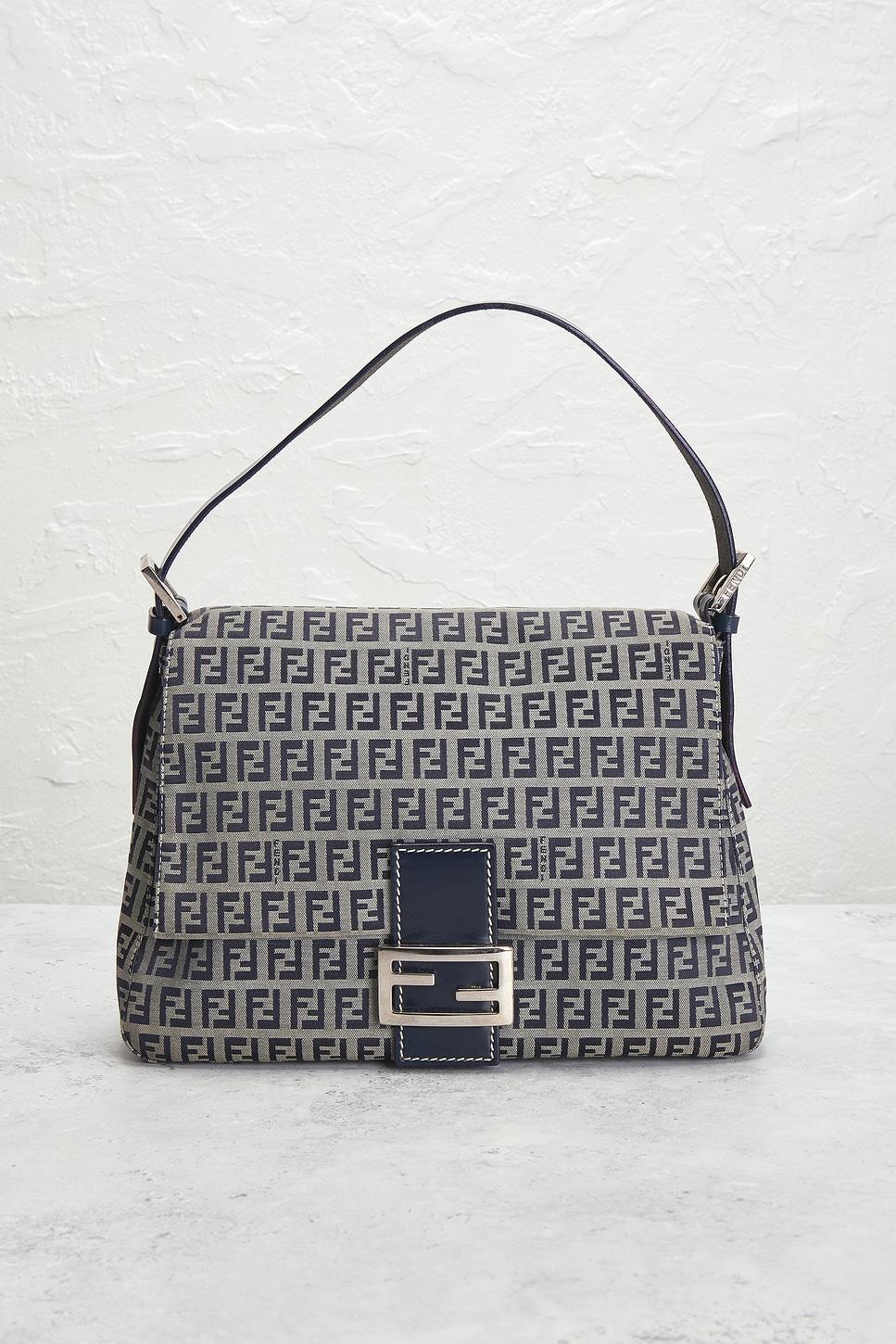 Fendi Shoulder bags for Women | Online Sale up to 33% off | Lyst
