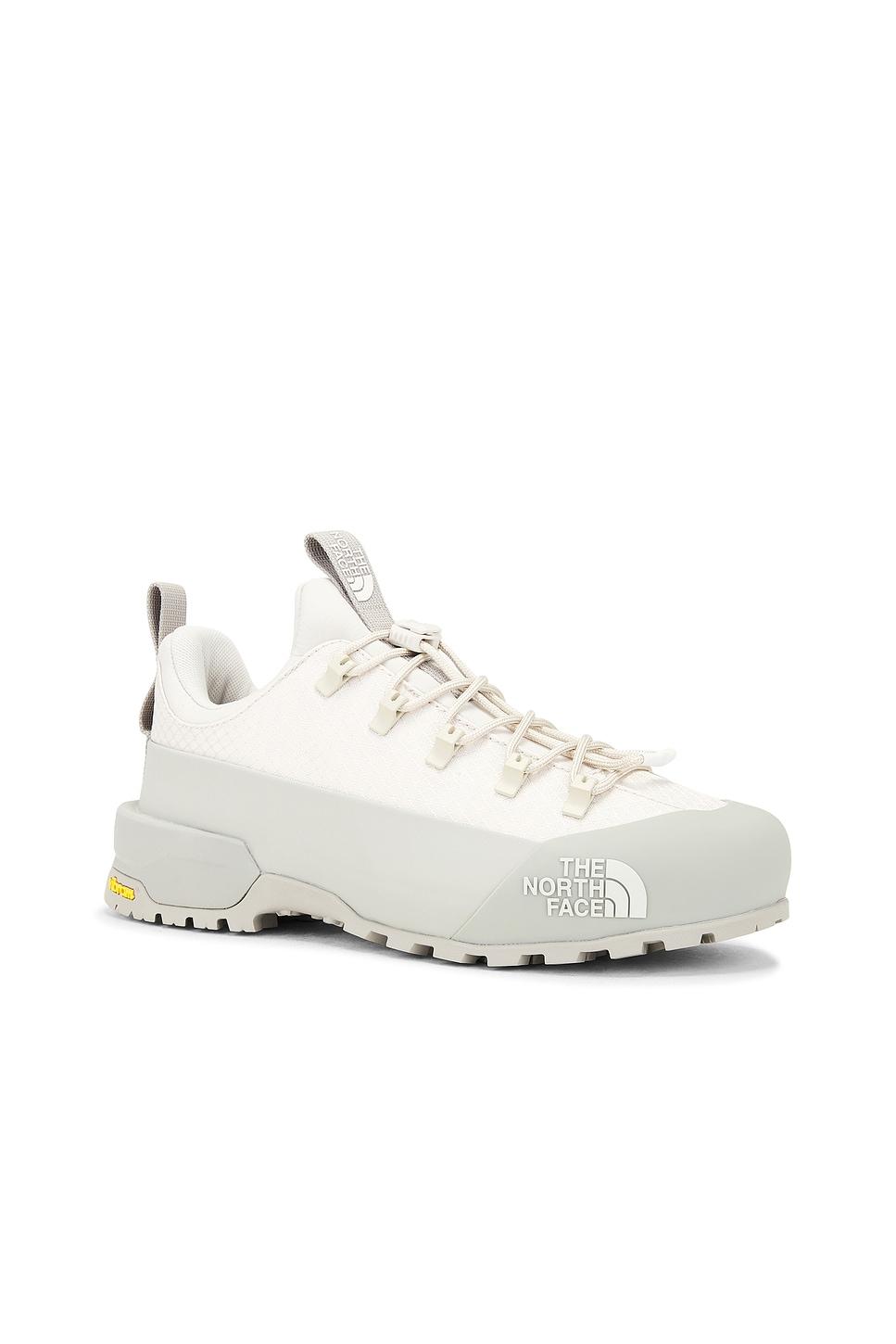 【関税&送料込】The North Face White Glenclyffe Low-Top Snea Glenclyffe Low Shoes | The North Face