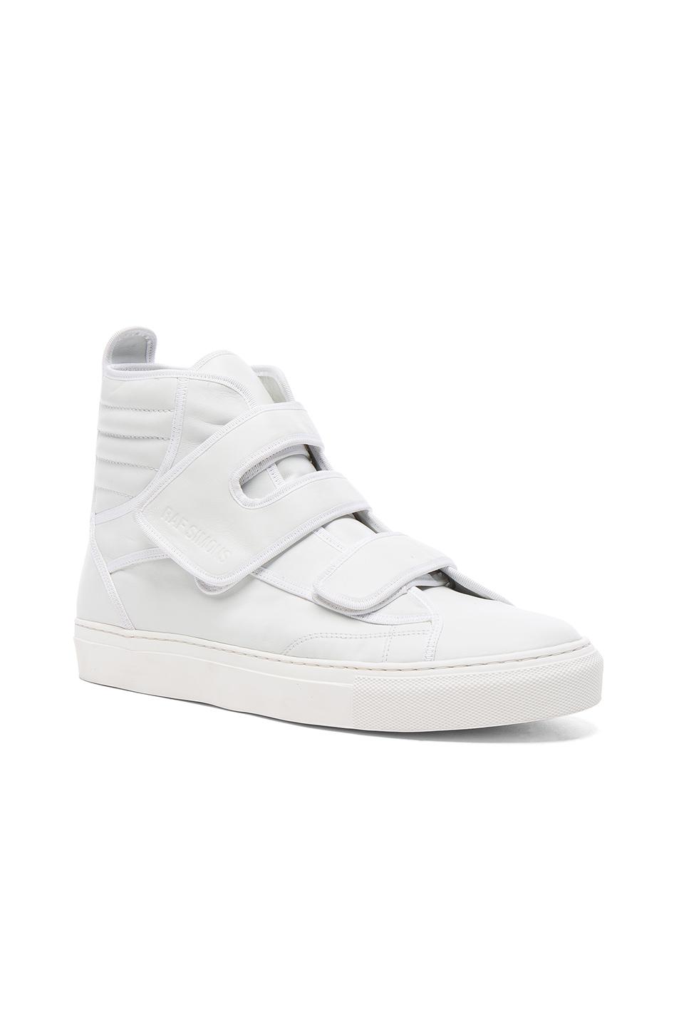 Pompeji ting Bageri Raf Simons High Top Velcro Sneakers in White | Lyst