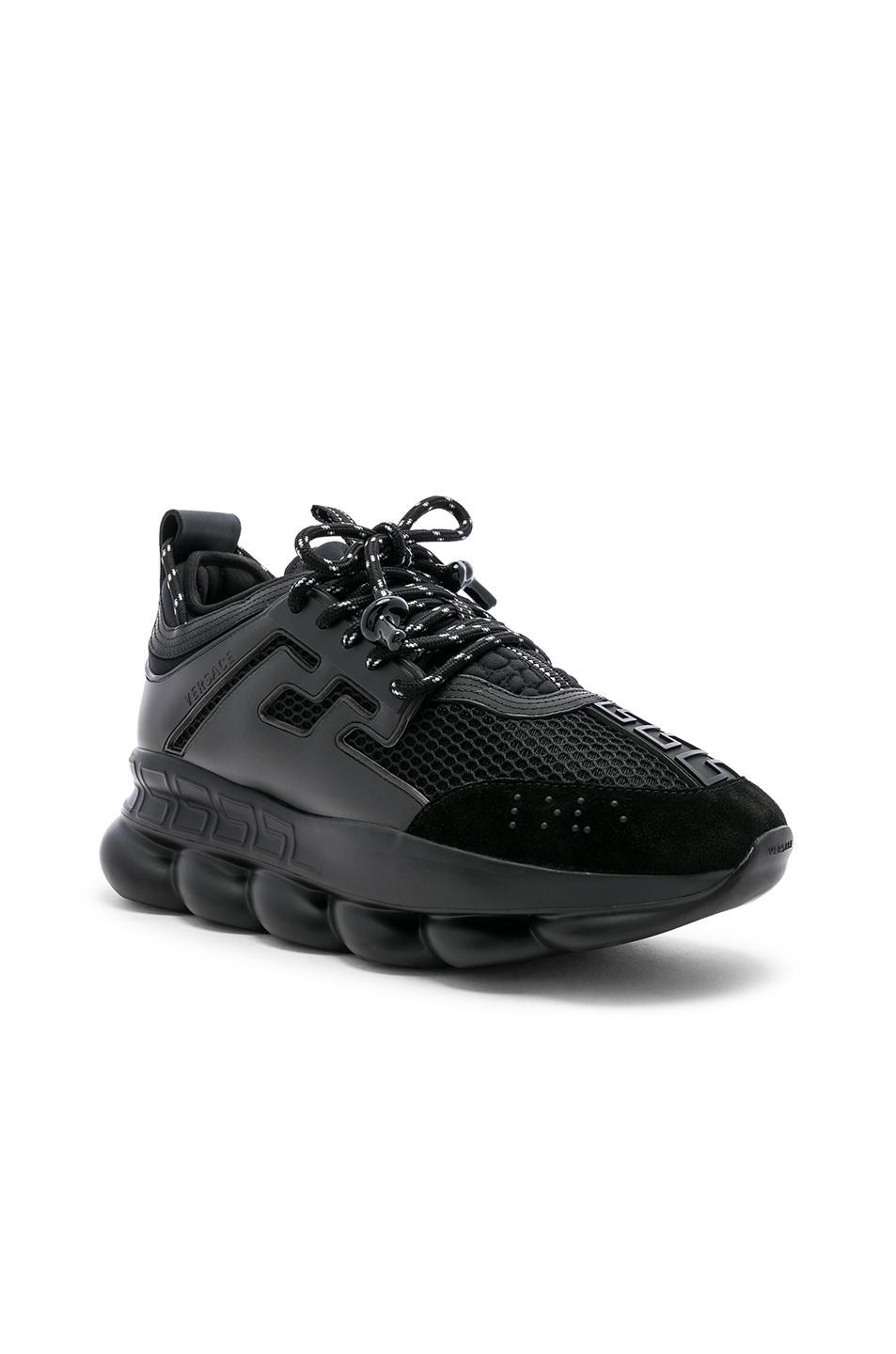 Versace Chain Reaction Sneakers in Black for Men - Save 54% - Lyst