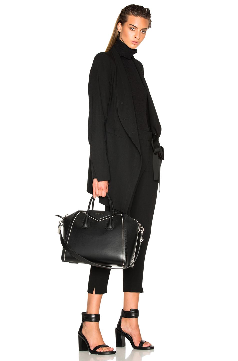 Lyst - Givenchy Medium Antigona Leather Bag in Black