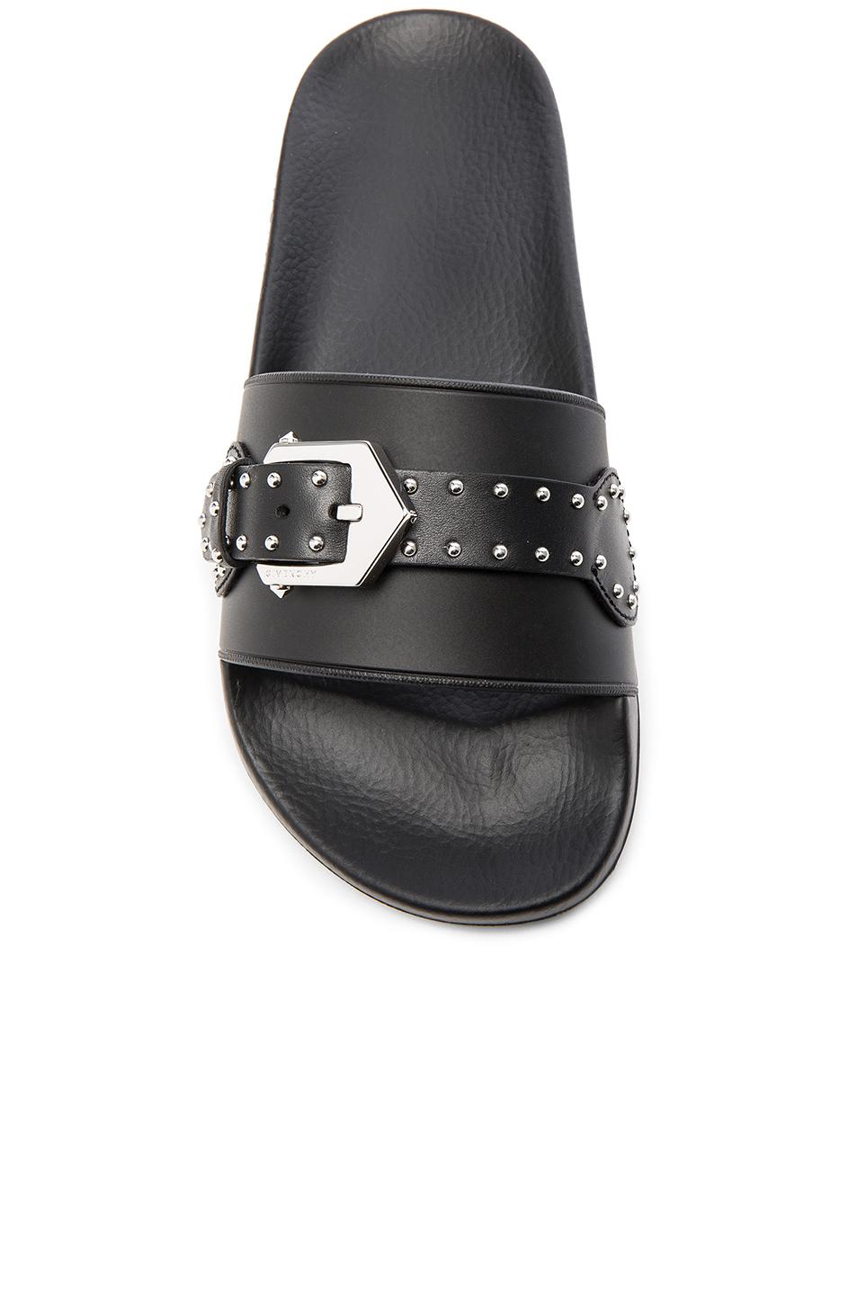 Givenchy Buckle Rubber Slides in Black - Lyst