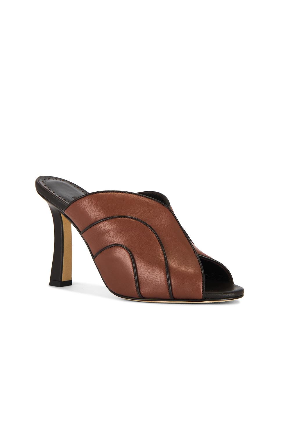 Manolo Blahnik Mule shoes for Women | Online Sale up to 71