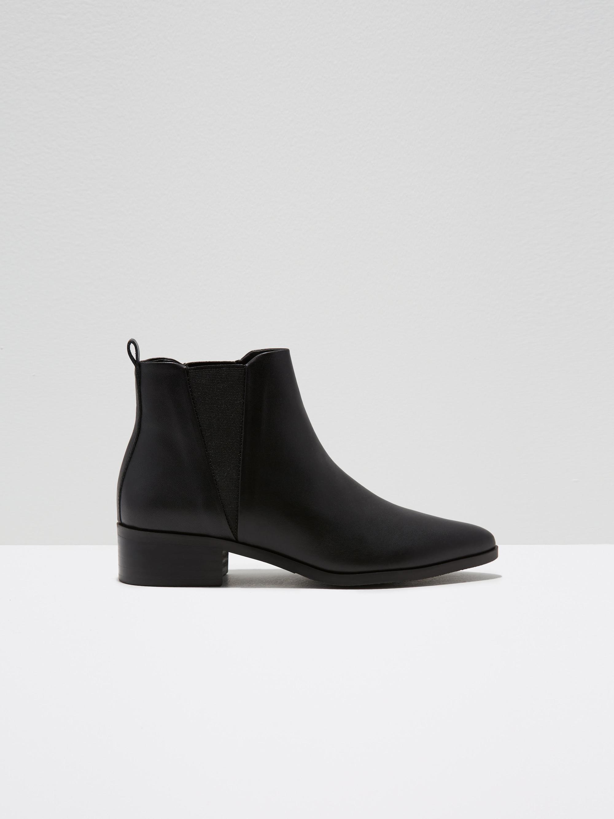 palace chelsea boots