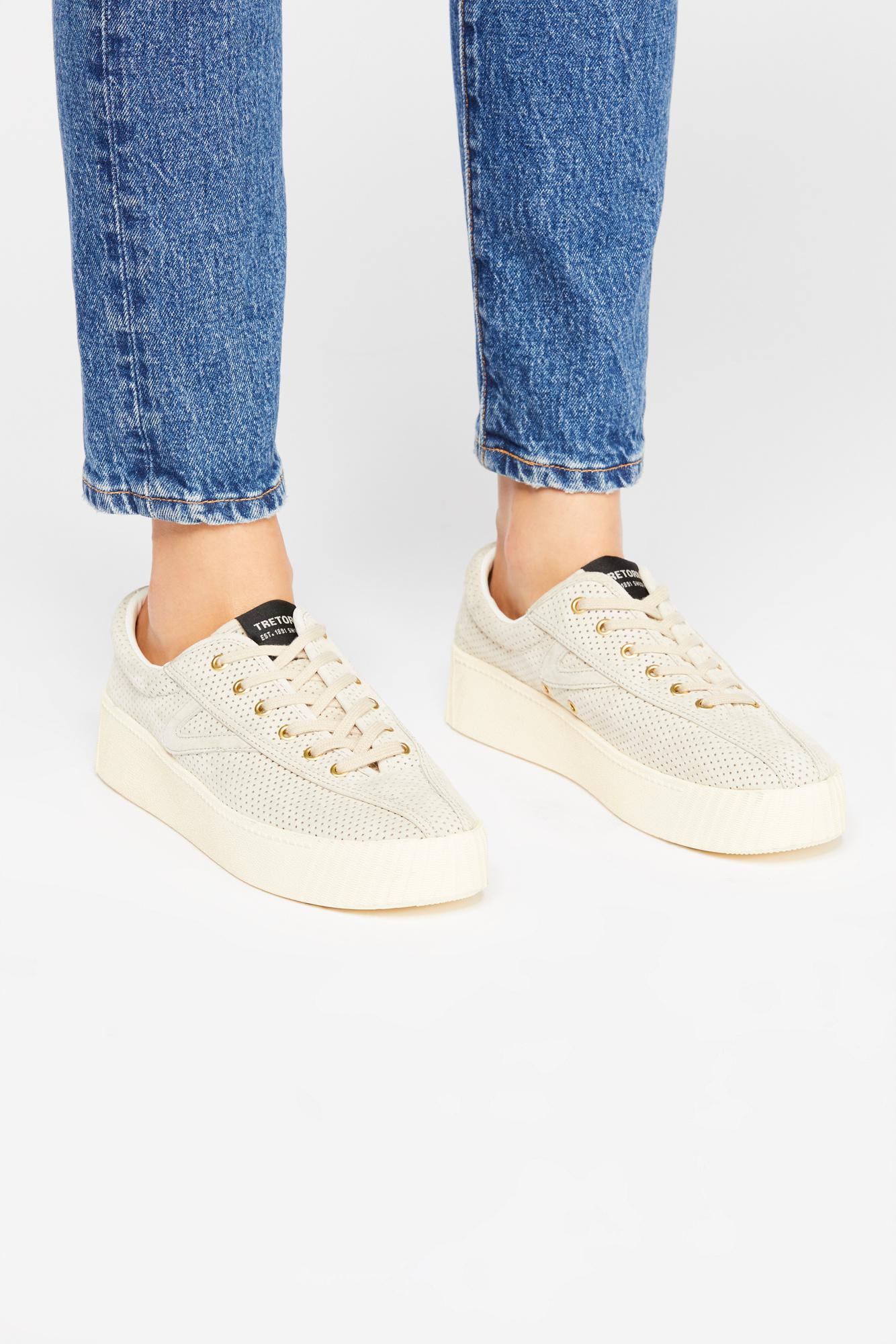 nylite platform sneaker