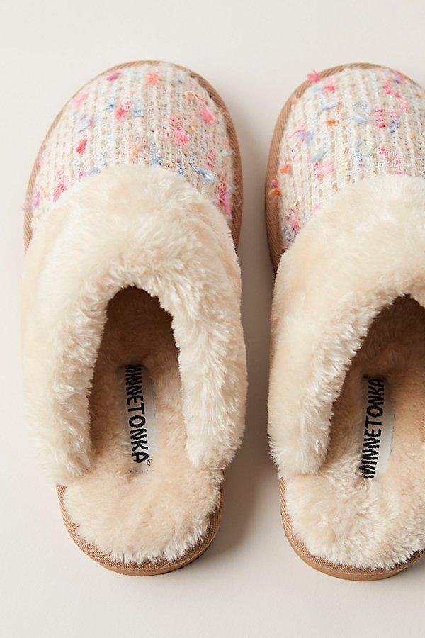 Minnetonka Fp X Ribbon Chesney Slippers in Natural Lyst