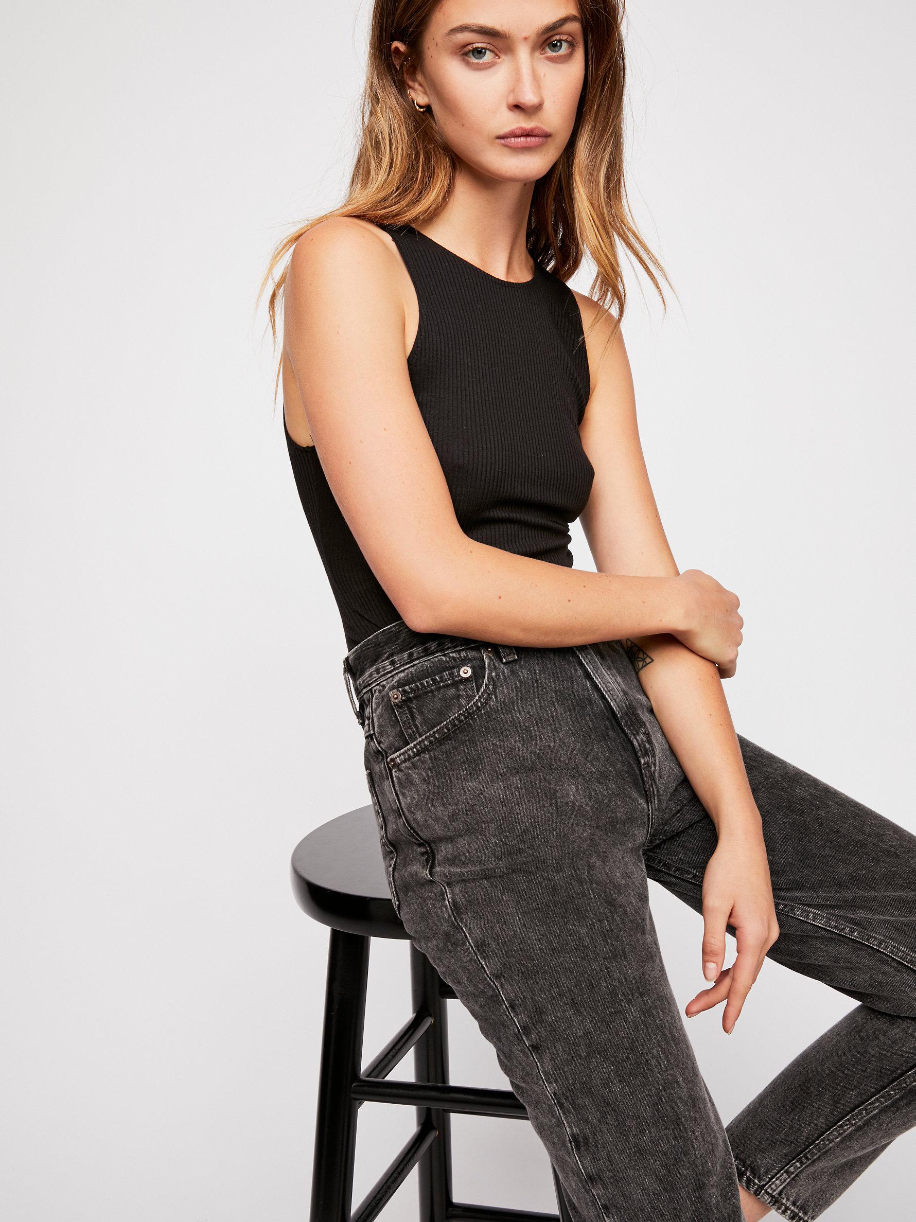 Free People Levi's Mom Jeans in Black | Lyst