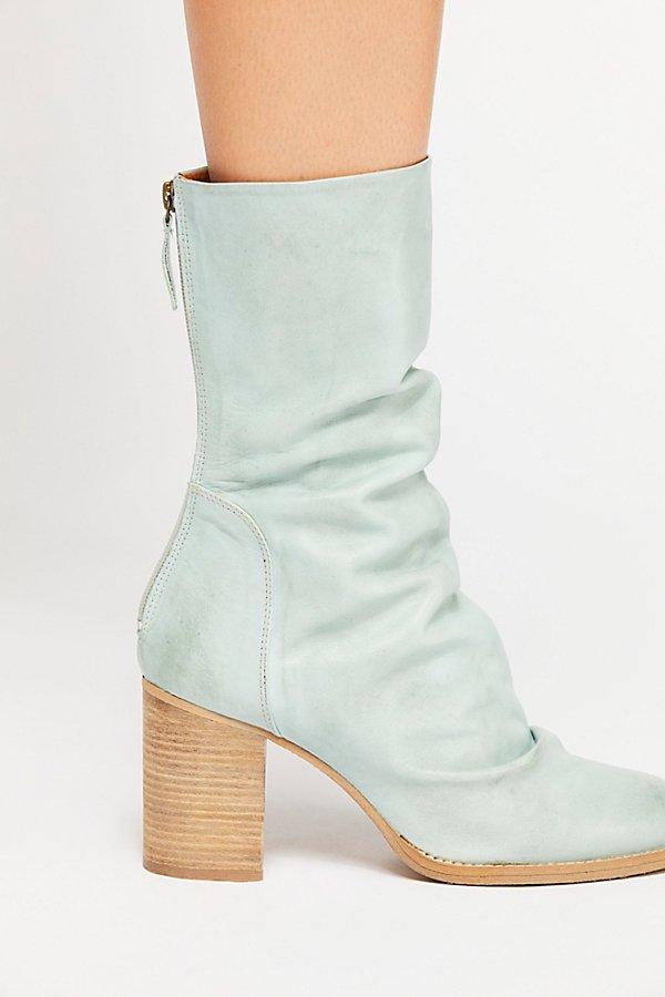 elle block heel boot bone