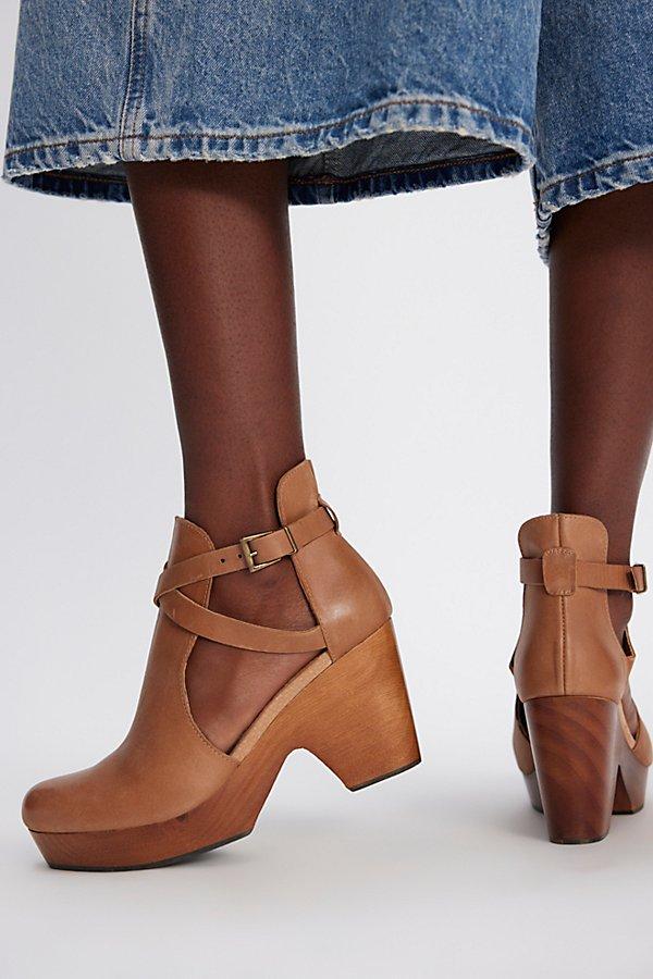 Free People Boho Leather Clogs With Cedar Platform in Blue Lyst