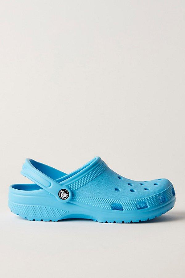 Crocs Classic Clogs in Blue Lyst