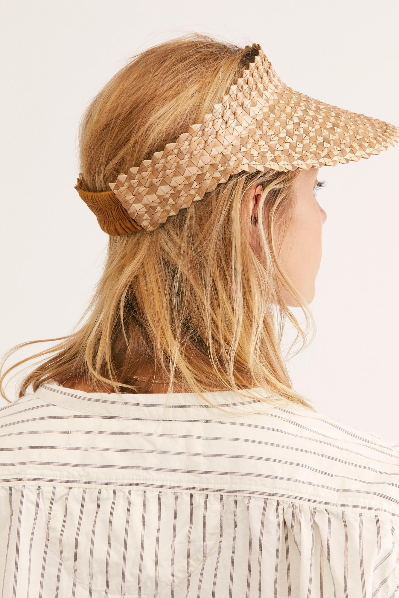 paddle board sun hat