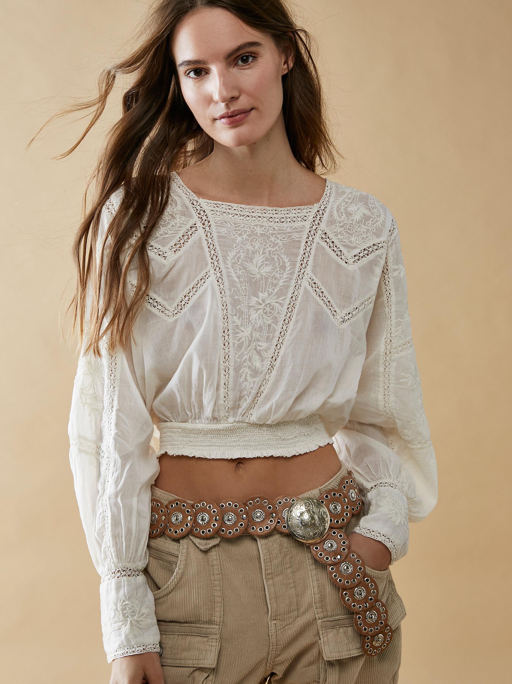 Twisted Tilståelse indhente Free People Lucky Me Lace Top in Natural | Lyst