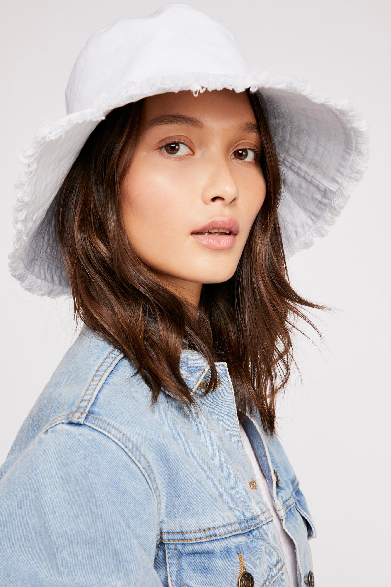Cast Away Fringe Bucket Hat in White 
