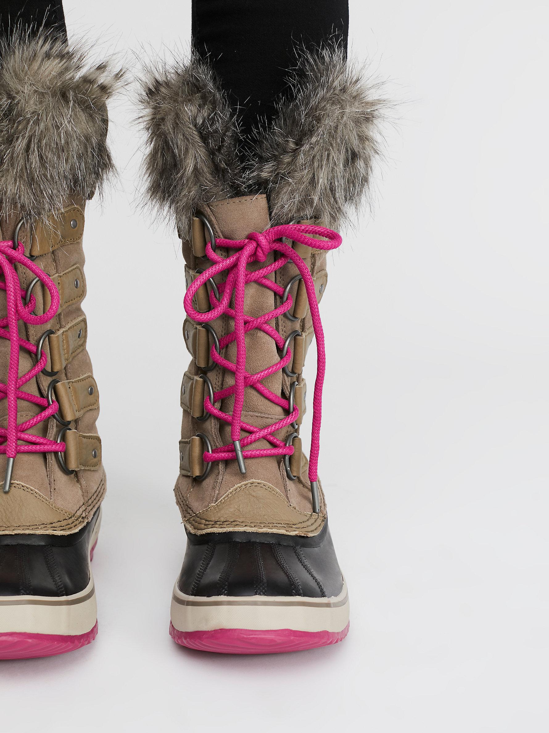 sorel joan of arctic pink