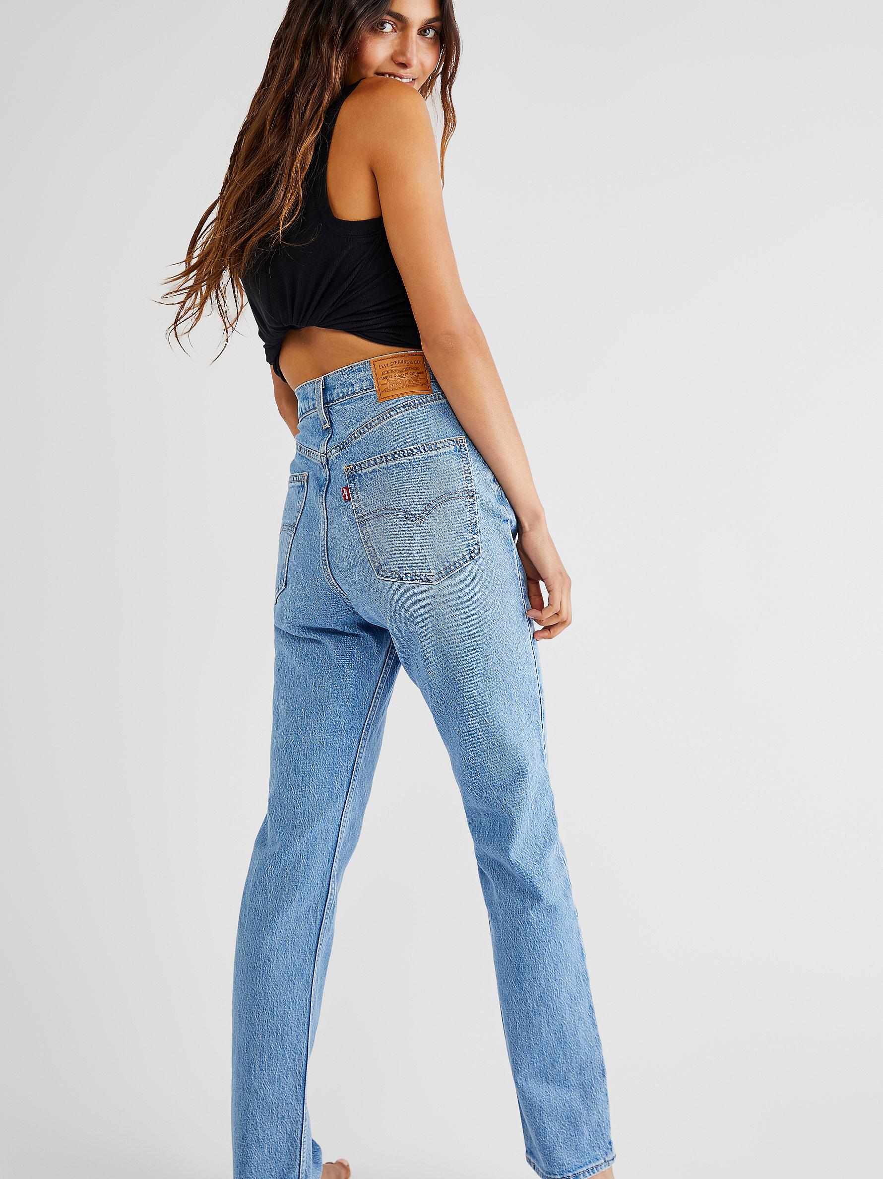 Free People Denim Levi's 70's High Slim Straight Jeans in Blue | Lyst