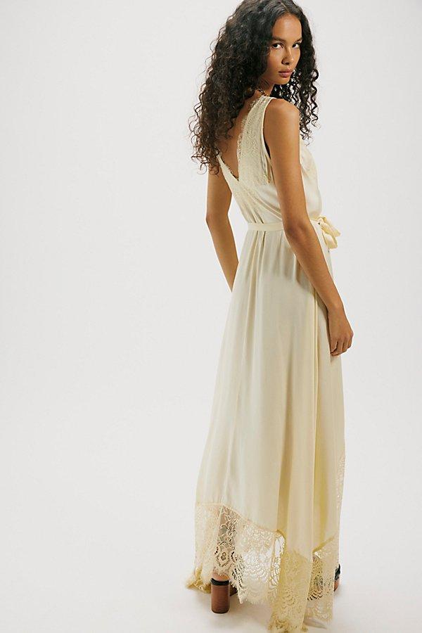 Nigel Preston Soho Wrap Midi Dress in White | Lyst Nigel Preston Soho Wrap Midi Dress in White | Lyst