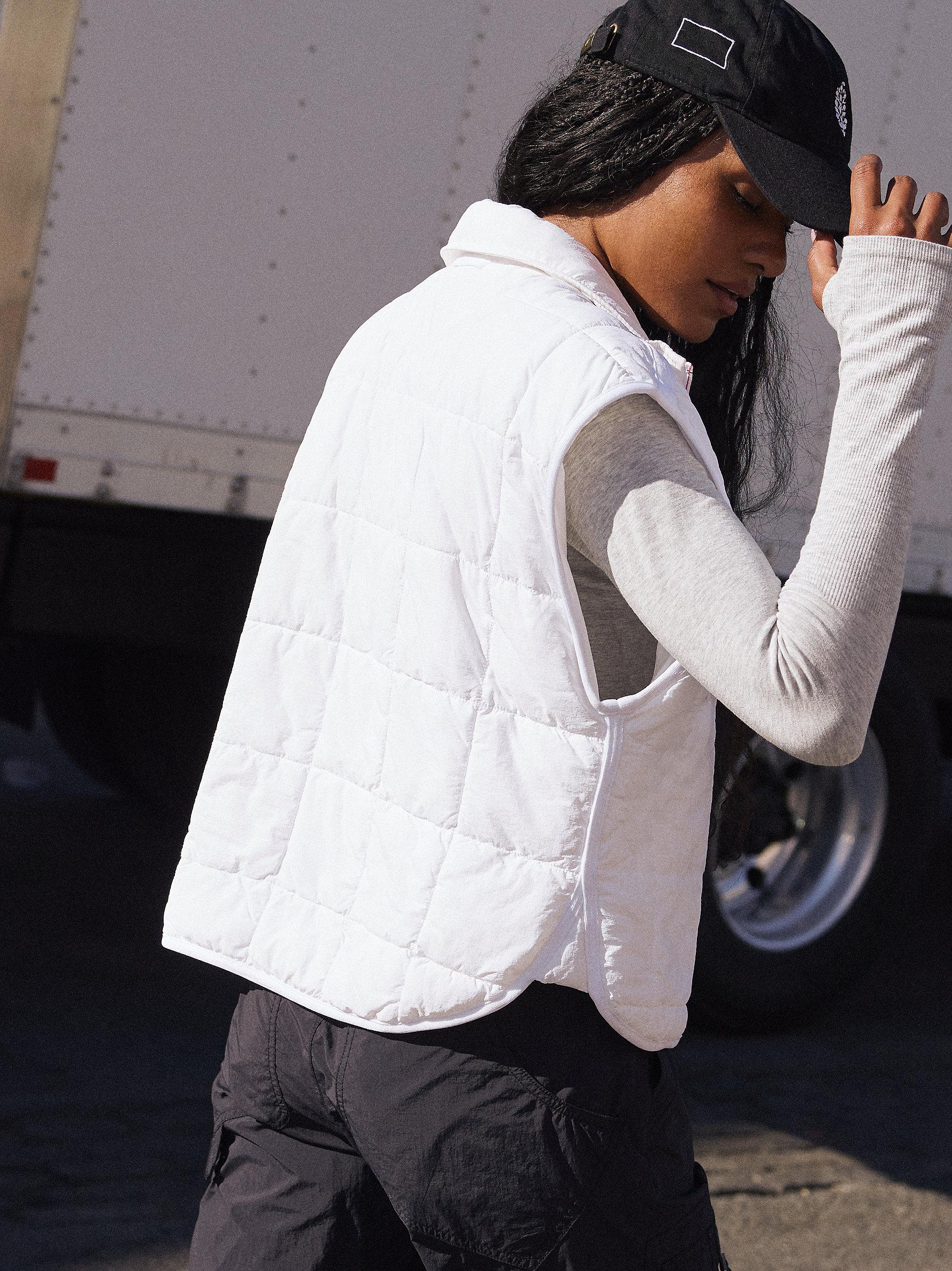 womens packable puffer vest