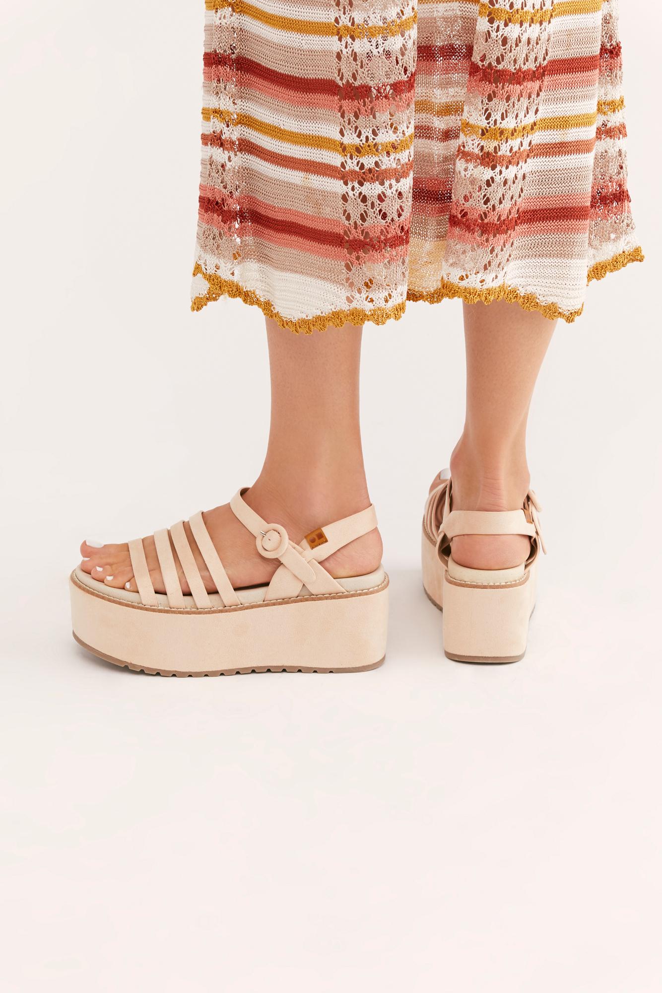 nude flatform sandals