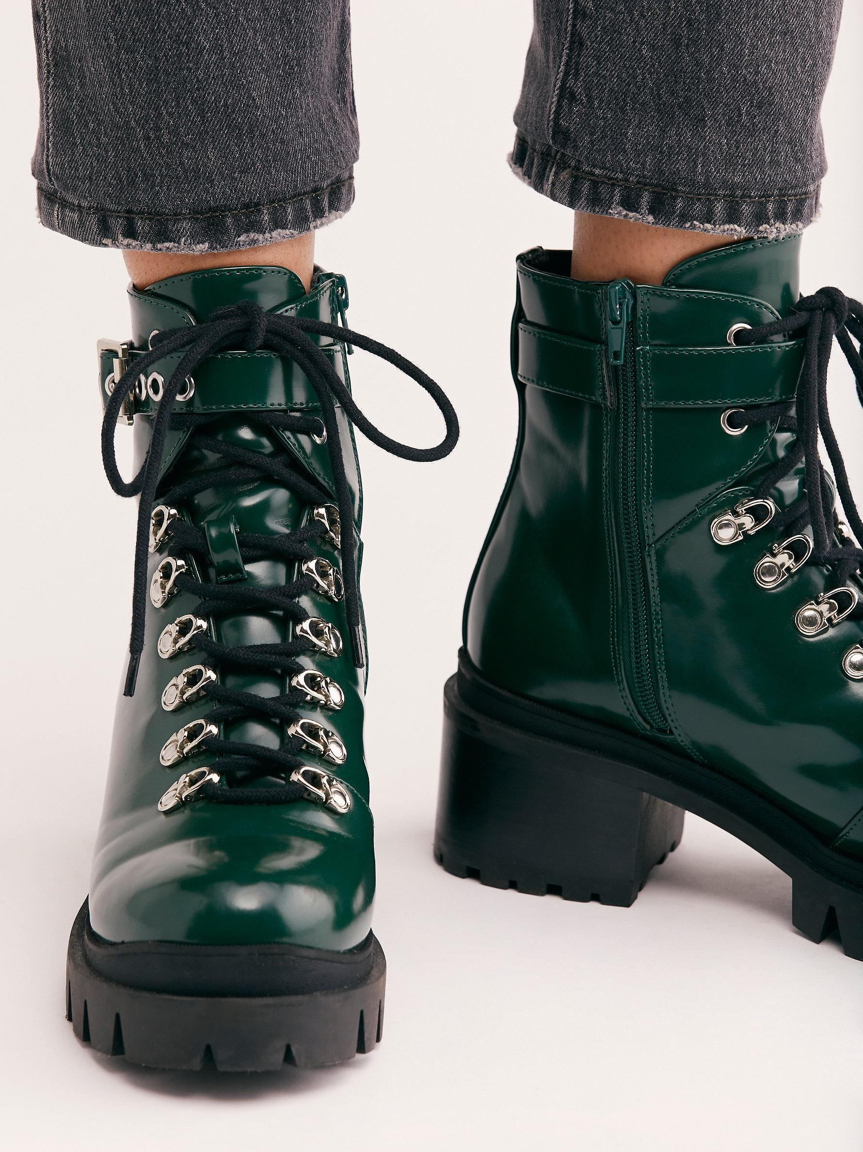 check lace up boot