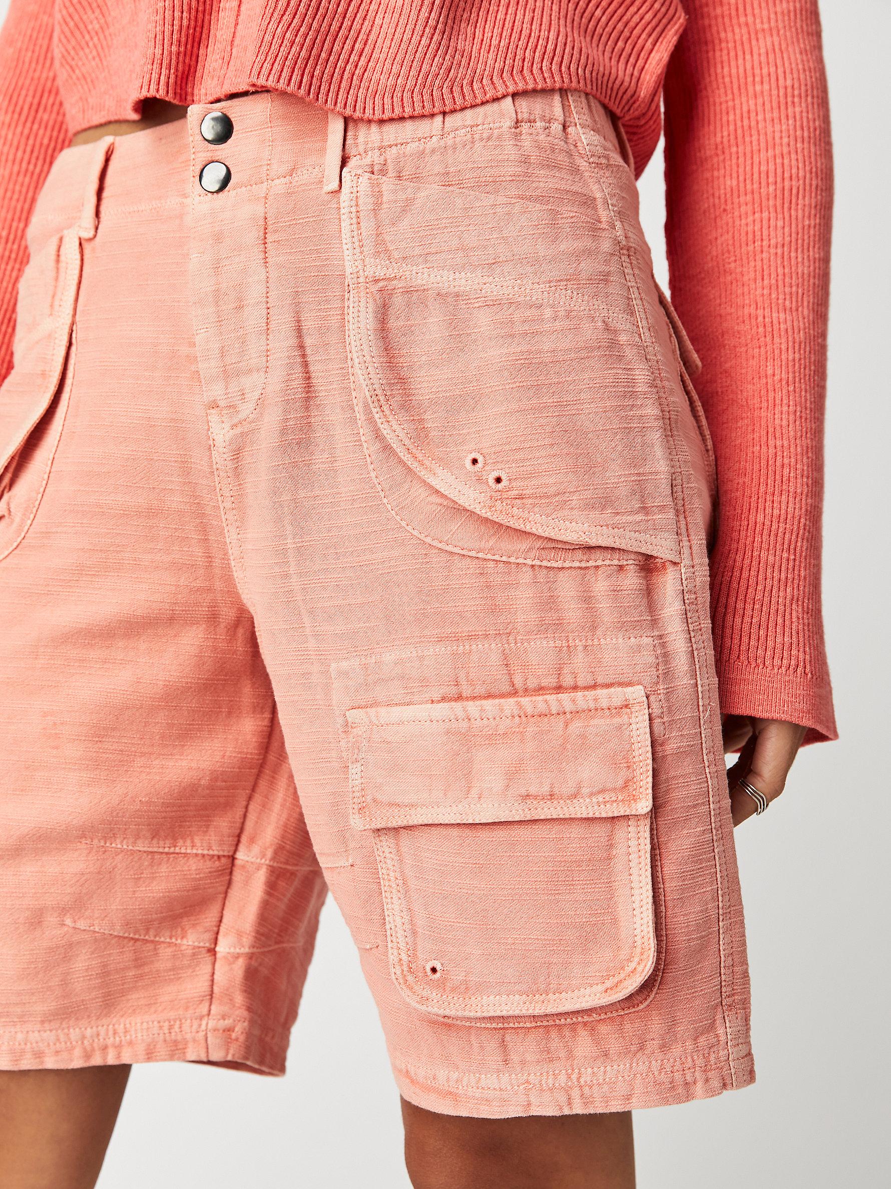 gør dig irriteret forening Institut Free People Caymen Cargo Shorts in Pink | Lyst