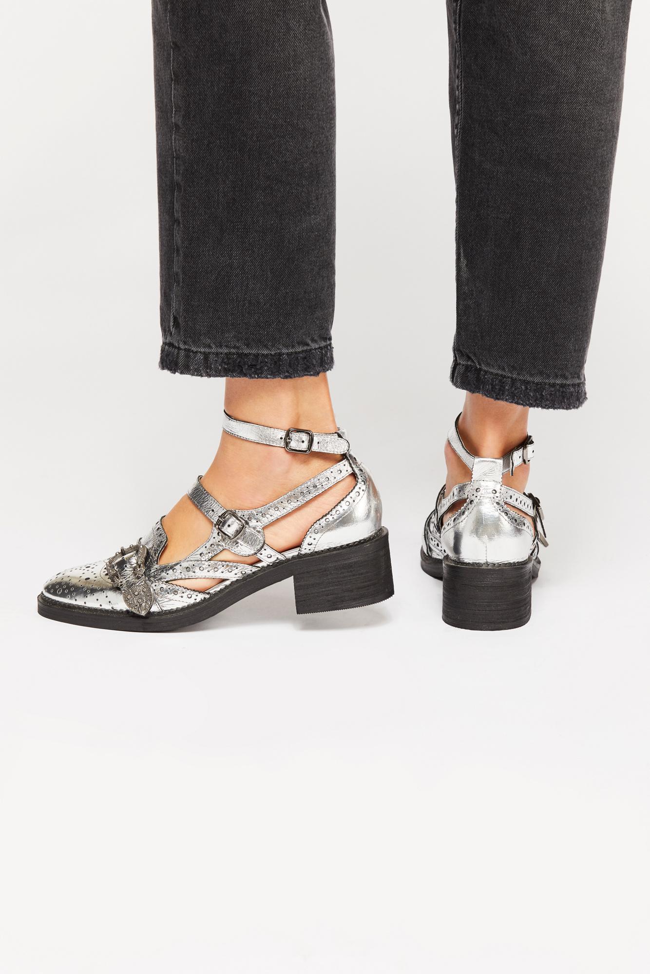 Thunderbird store oxford shoes