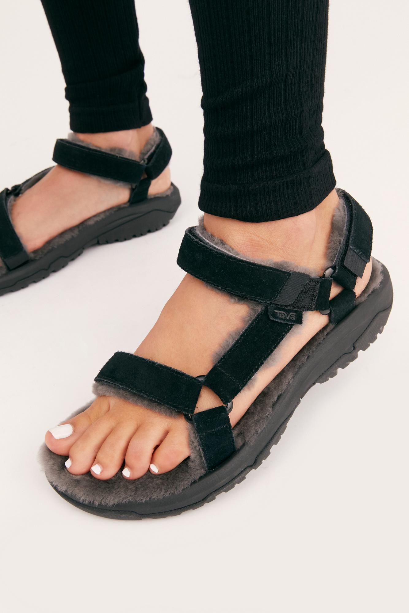 teva sandals hurricane