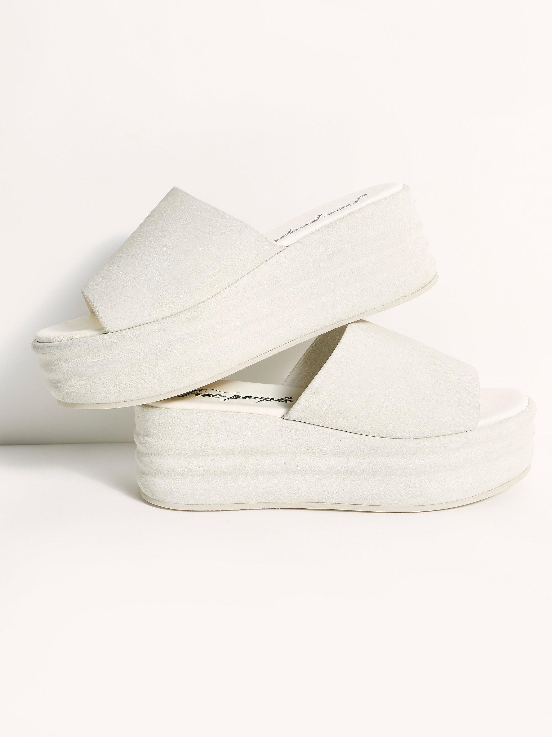 Harbor flatform sandals Clearance