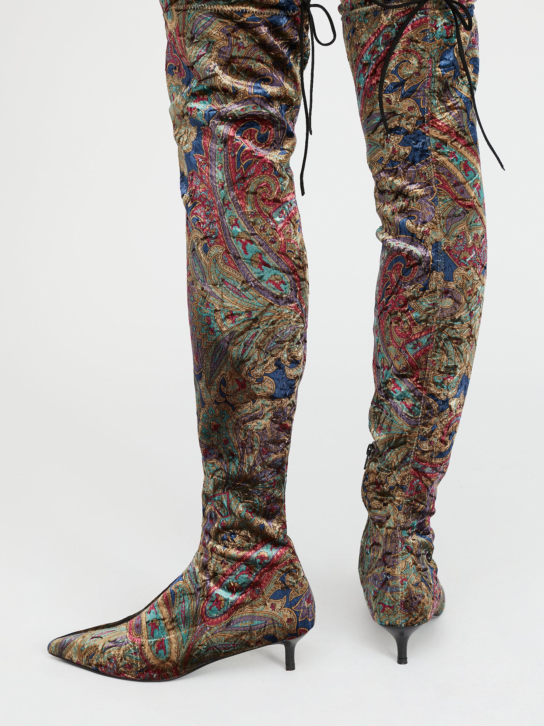 cat heel boots