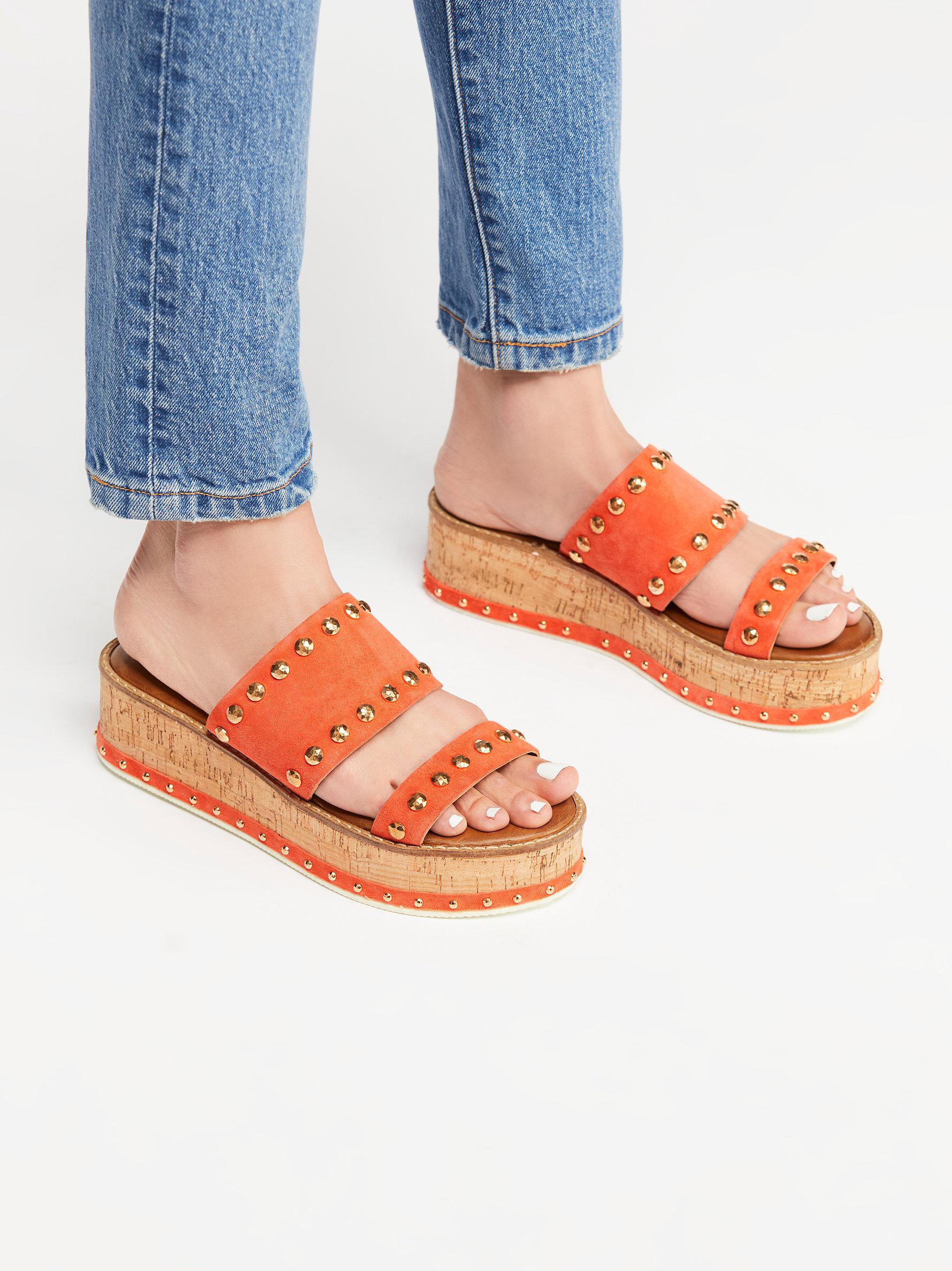 lola flatform sandal