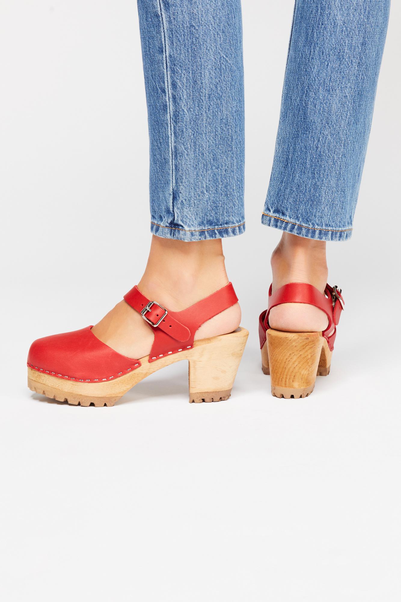abby clog