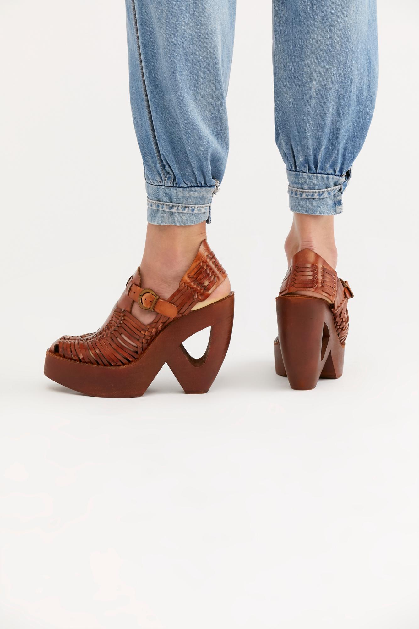 jeffrey campbell huarache