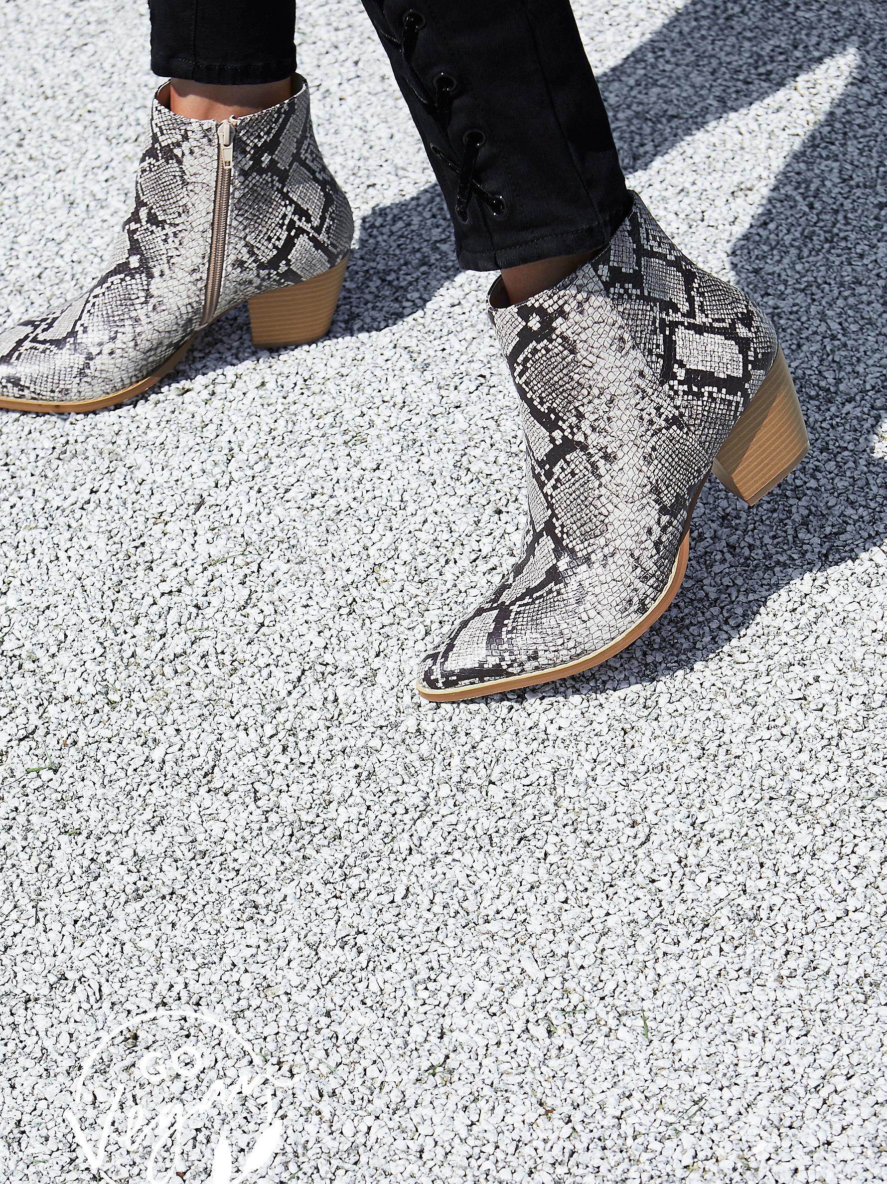 vegan going west boot