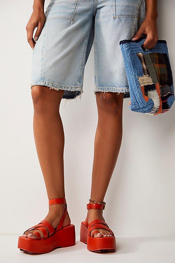 HAZEL FLATFORM SANDAL
