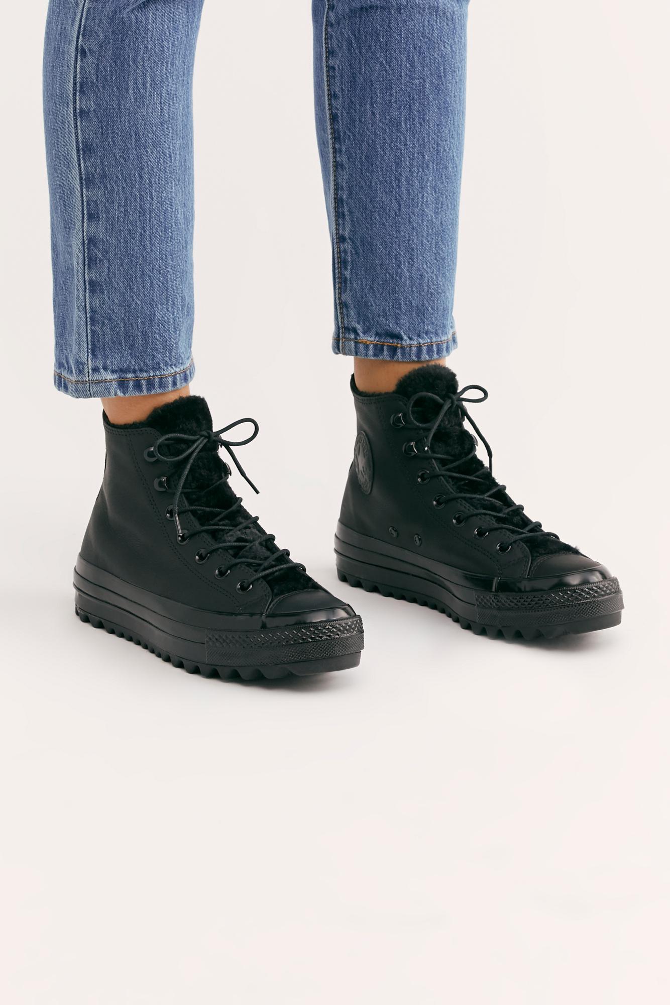 Monochrome Lift Ripple Sneaker in Black 