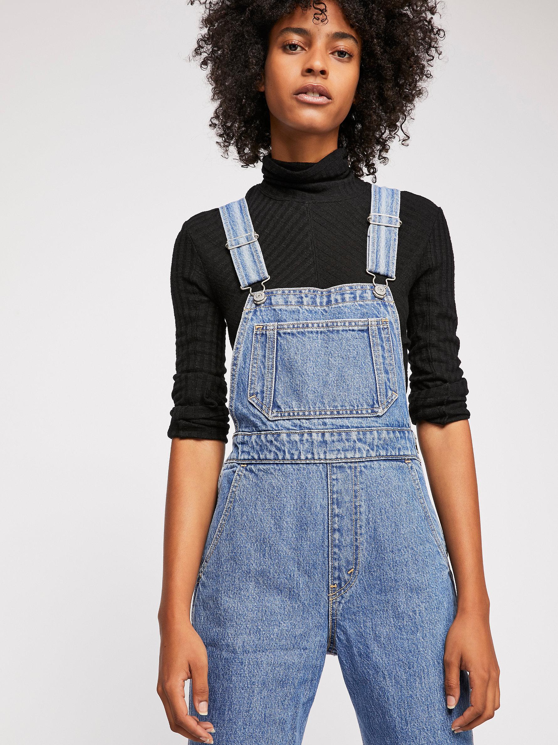 levis mom overalls hey shorty