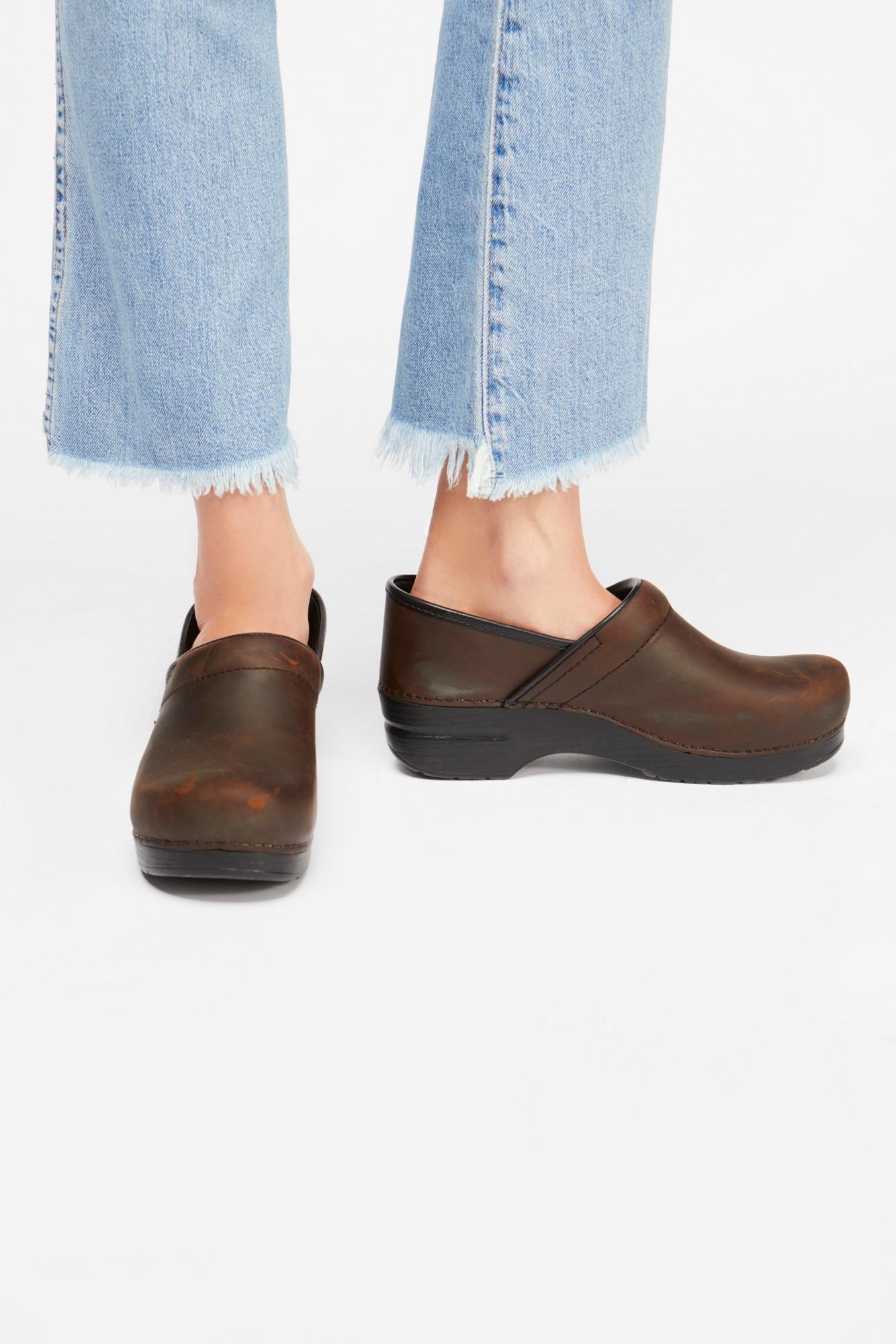 dansko professional brown