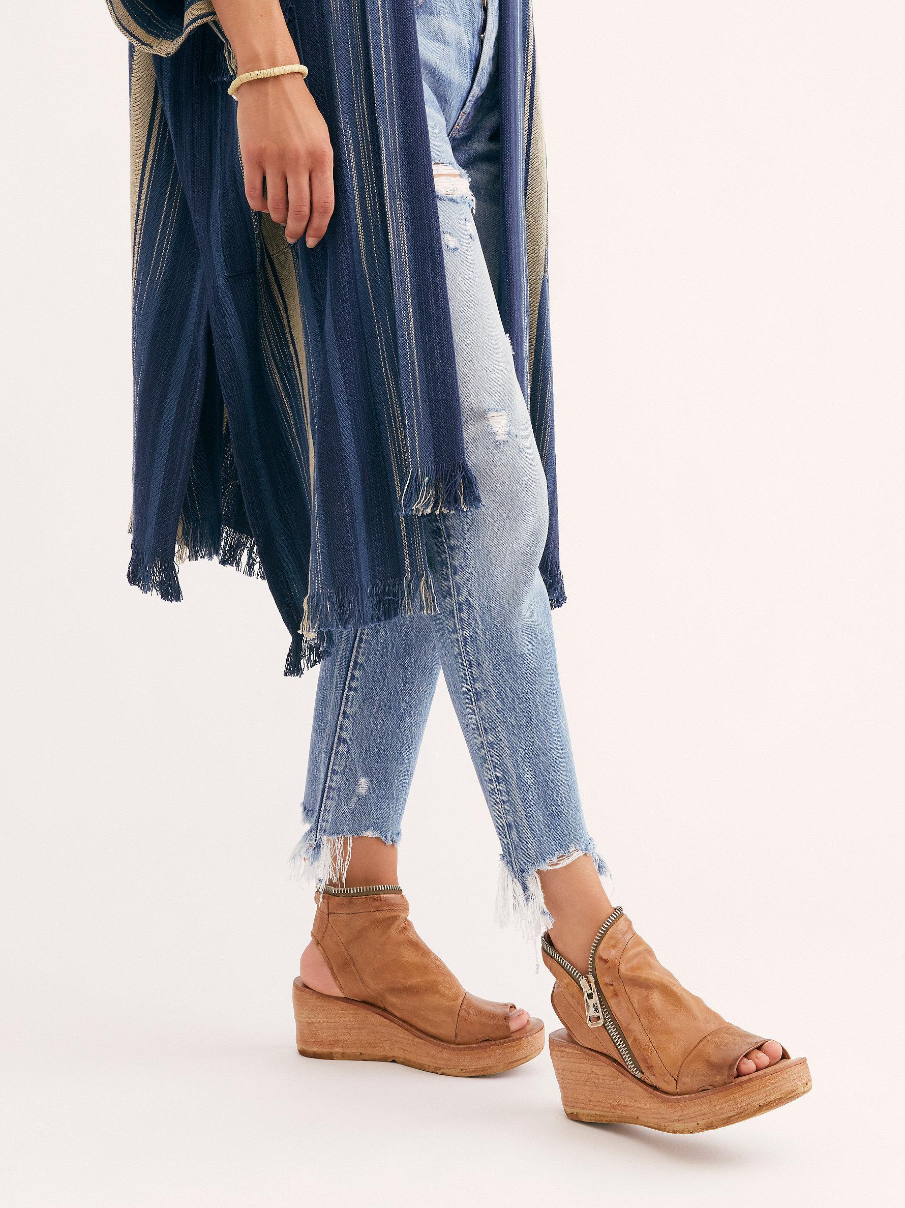 hazel zip wedges