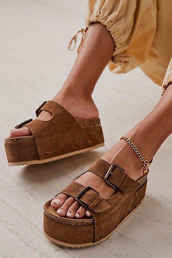 Free People Rule Breaker Flatform Sandals in Brown | Lyst